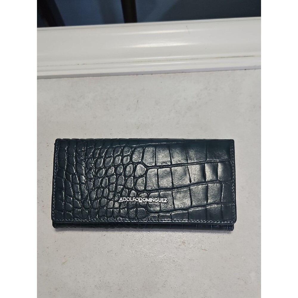 Adolfo Dominguez Croc-Embossed Leather Wallet in Dark Teal